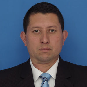 Meet your Posher, Julian andres